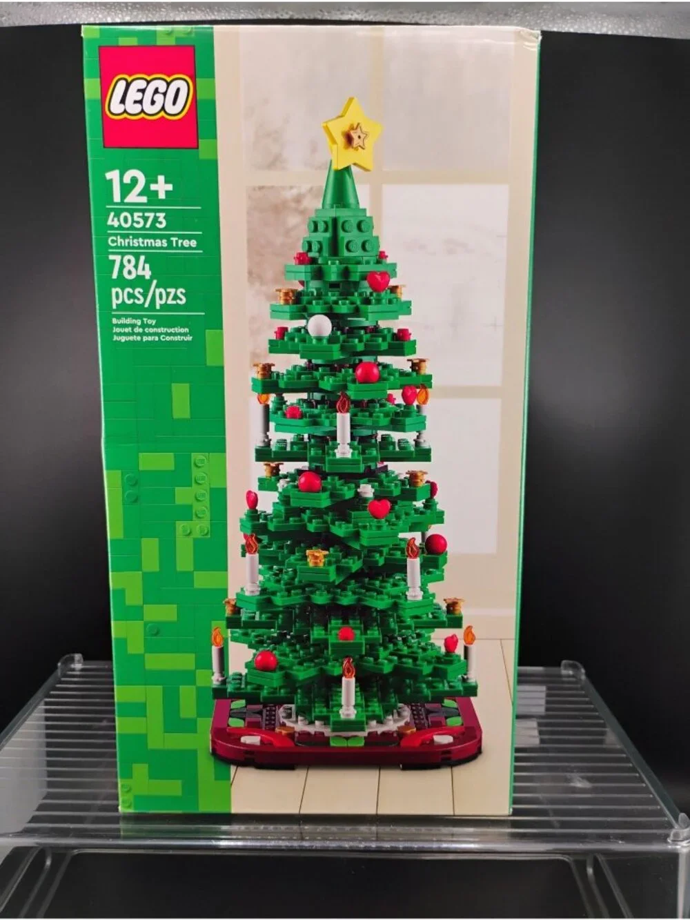 LEGO Christmas Tree Building Set 40573 2-in-1 784 Pieces Age 12+